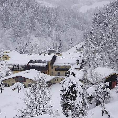 Hotel Josef - For Friends 3*