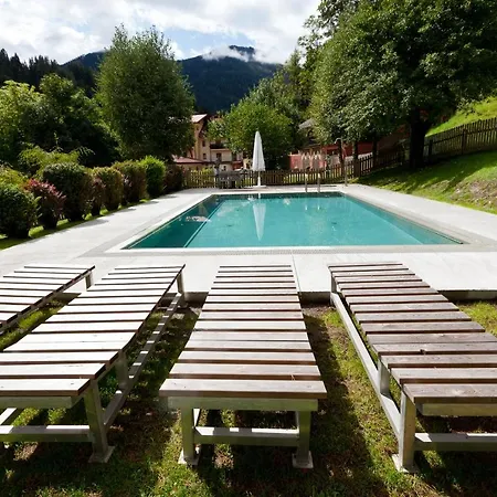 Hotel Josef - For Friends