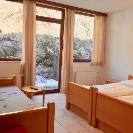 Hotel Josef - For Friends 3*